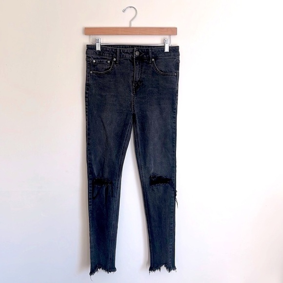 Wild Fable Gray Distressed Denim Jeans - Picture 1 of 6